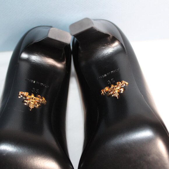 NWOB PRADA Triangle Show Pumps Black Heels 35 - Picture 5 of 6